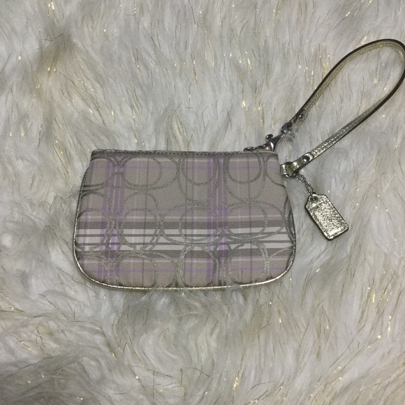 COACH Wristlet Clutch - Picture 2 of 4